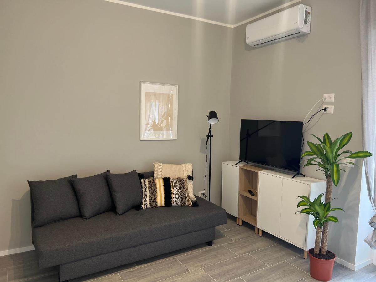 Tiburtina Flam Guest House Рим Екстериор снимка