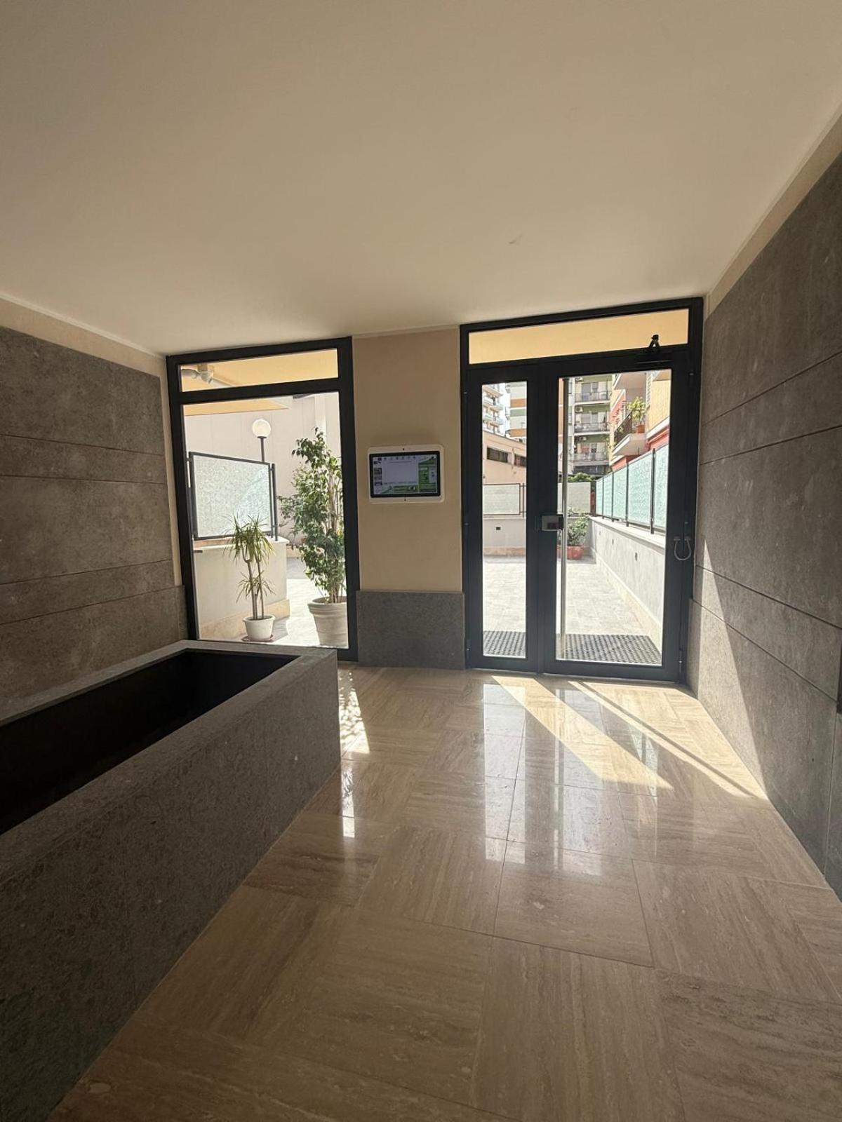 Tiburtina Flam Guest House Рим Екстериор снимка
